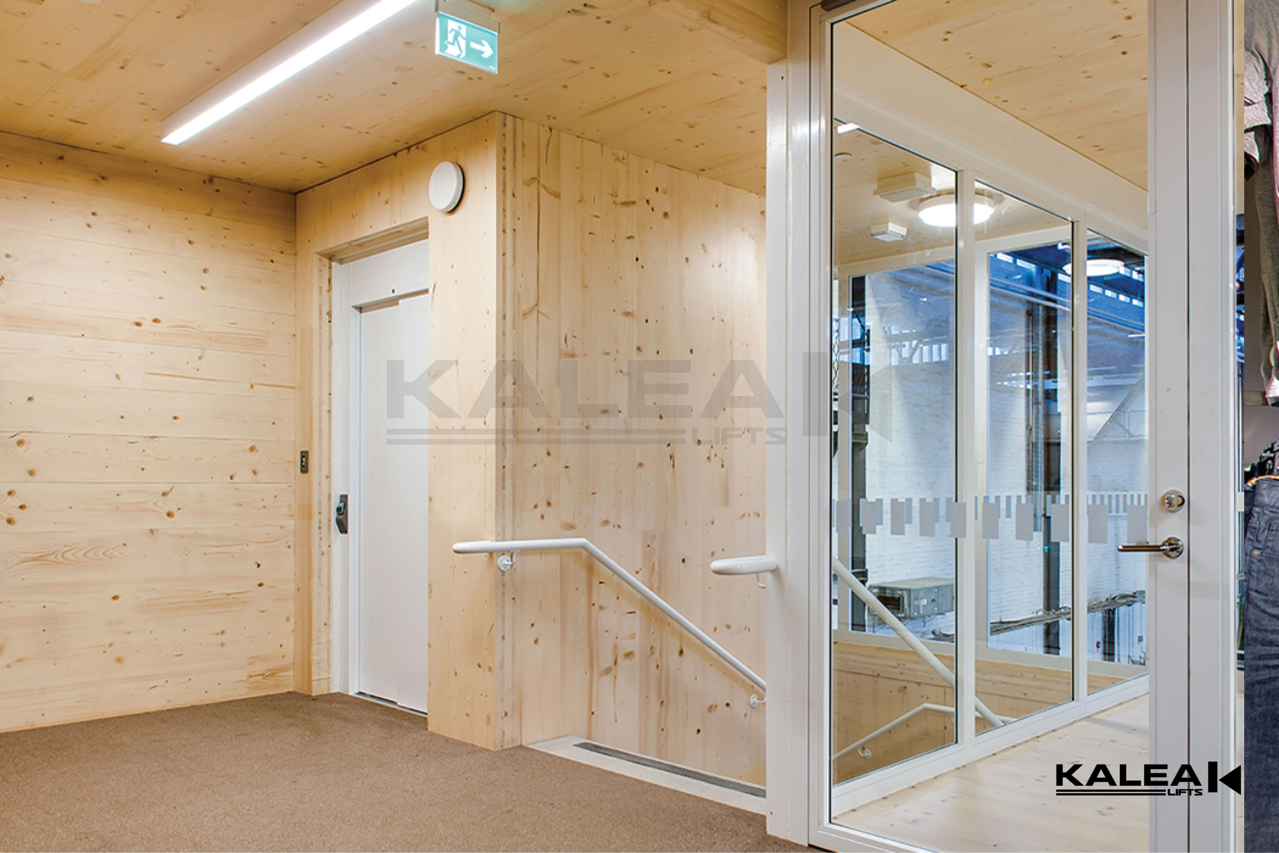 Commercial Lift,Kabina Snow model, Cabin Lift, Wooden décor shaft